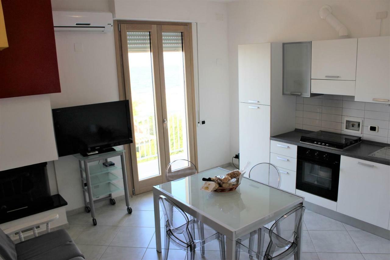 Appartamenti Costa Dei Trulli Torre Canne Eksteriør bilde